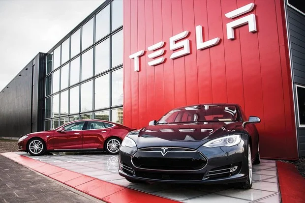 Autos tesla